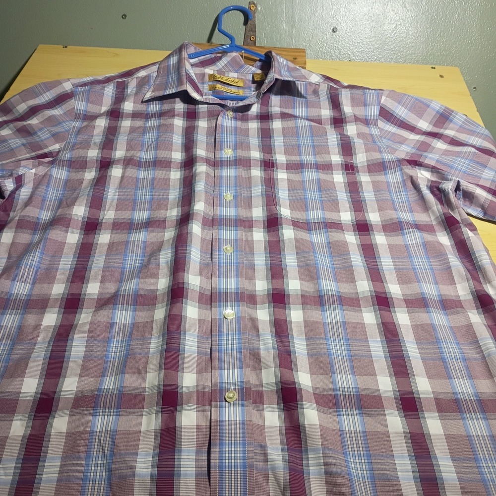 Roundtree & Yorke Button Down Shirt Men XL Purple Plaid Non-Iron Short Sleeve